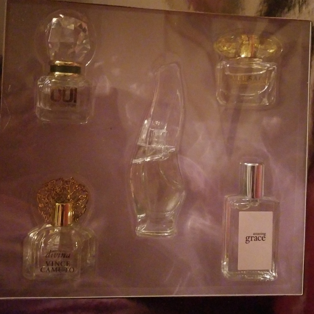 5 miniature women fragrances